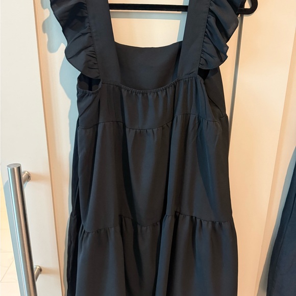 3 Mini Flowy Women Style Dresses - Picture 10 of 10